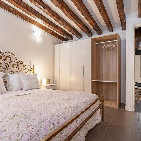 San Giacomo Pied-A-Terre House By Wonderful Italy Venesia Bagian luar foto